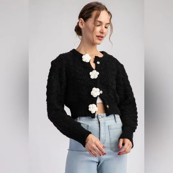 083. 3D FLOWER BUTTON CARDIGAN SWEATER