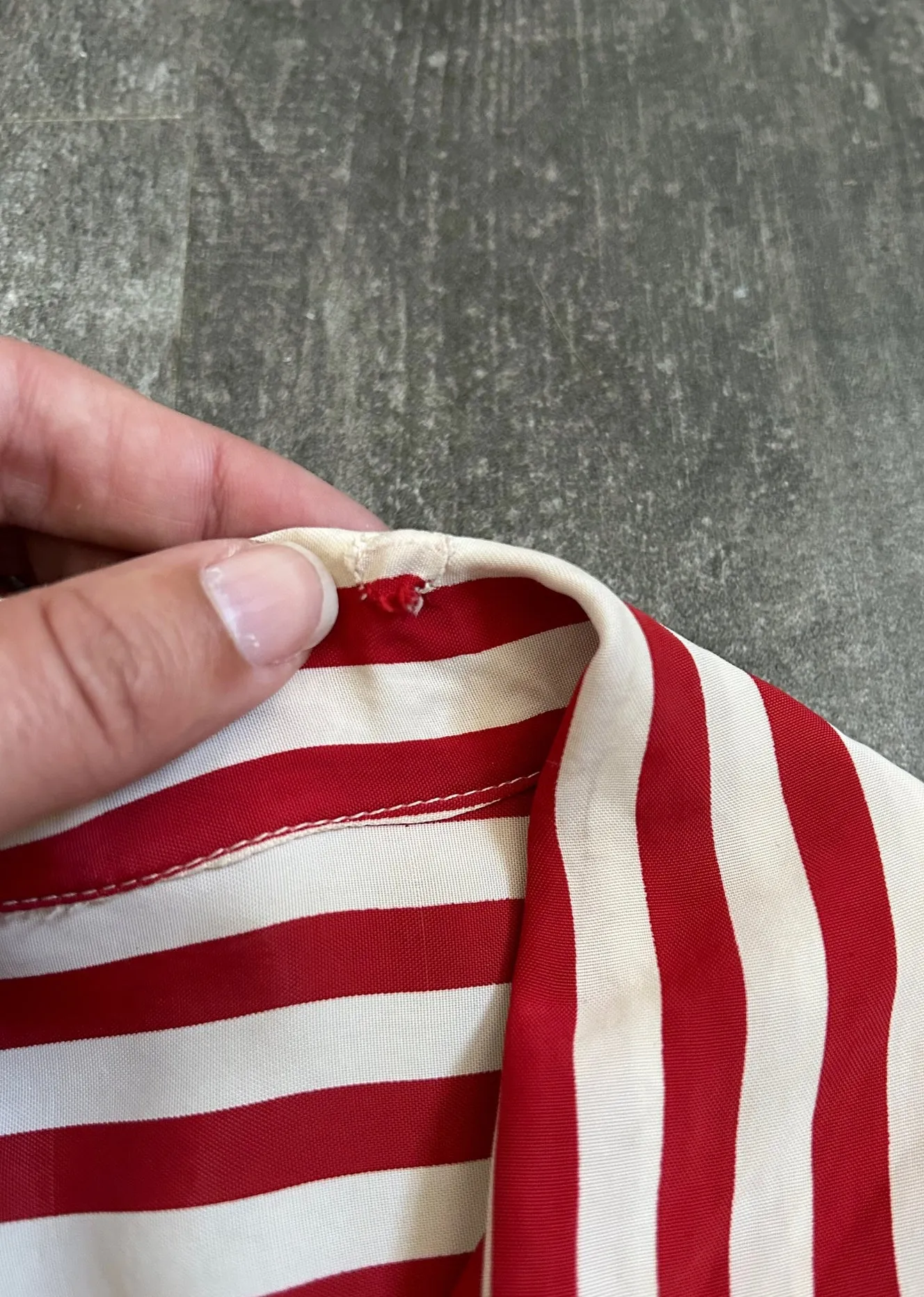 1940s striped rayon blouse . vintage 40s top . size xs to small