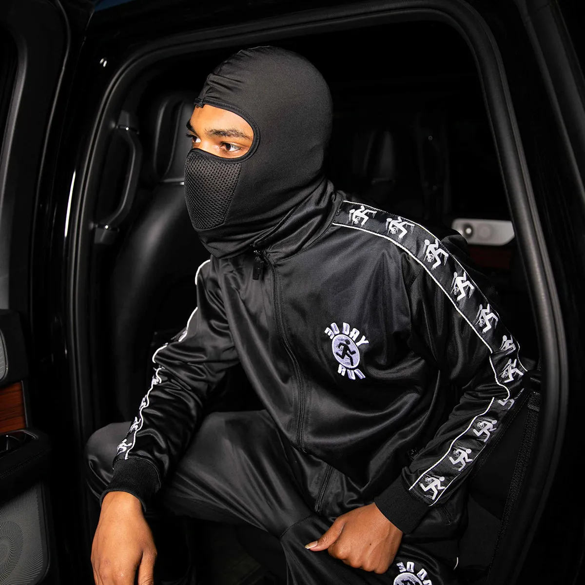 30 DAY RUN TRACK SUIT