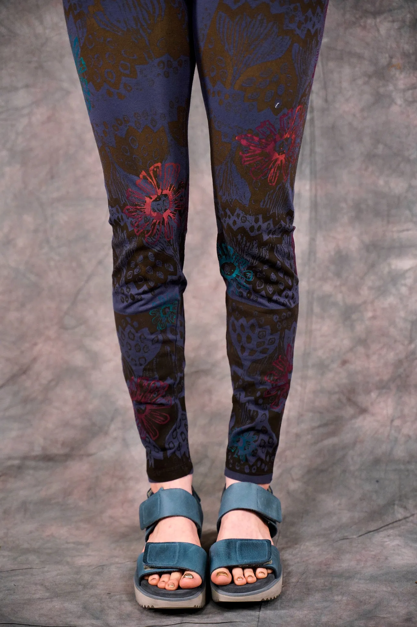 3136 Block Print Legging Blackstone-P