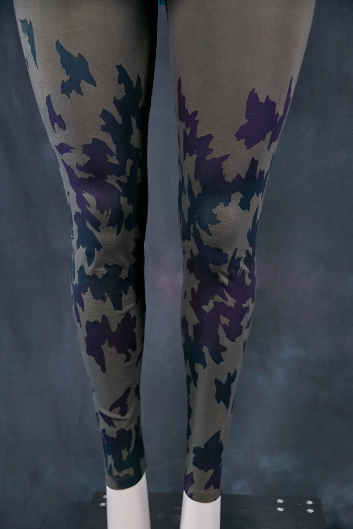 3136 Handprinted Legging-Soot-P