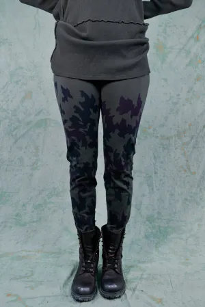 3136 Handprinted Legging-Soot-P