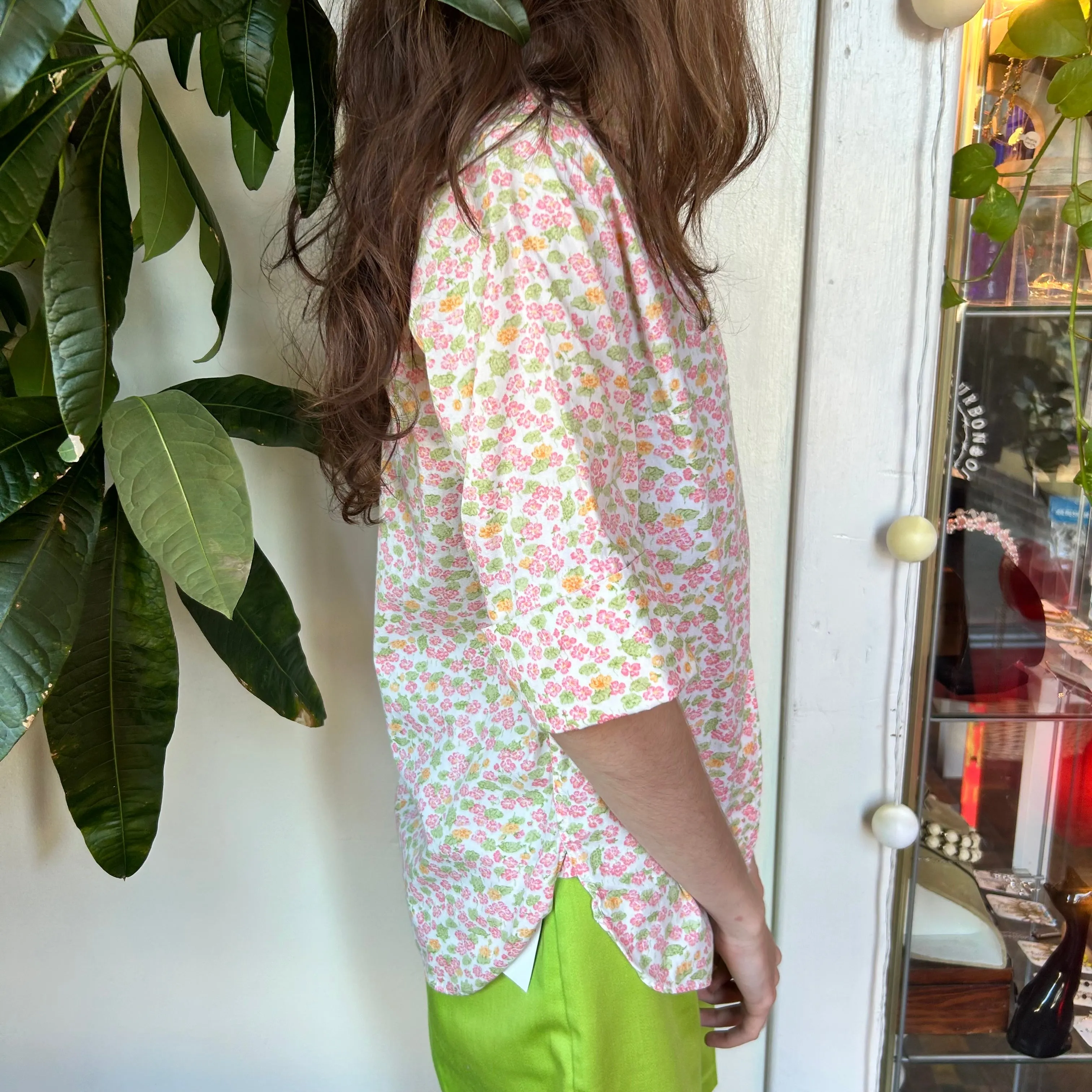 50s/60s Ladybug 1/2 sleeve floral top