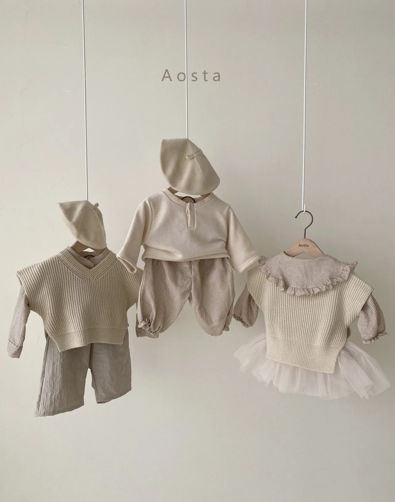 Aosta Mochi Knit Vest (3 colour options)