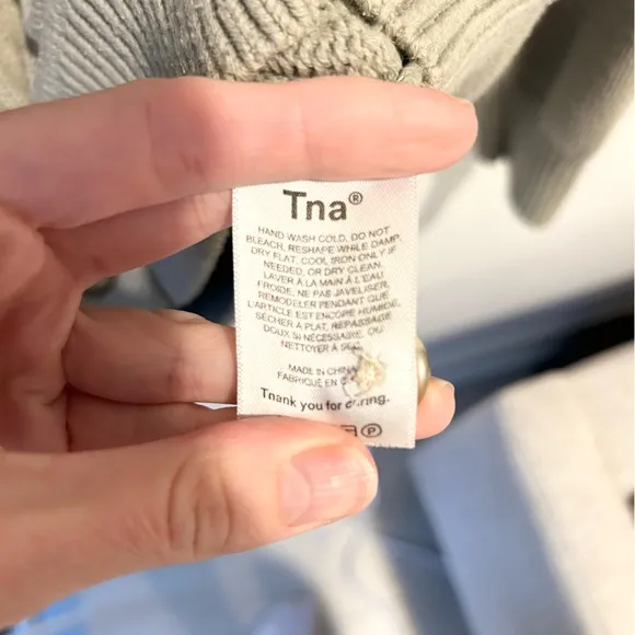 Aritzia TNA Barry Cardigan Green Size 1