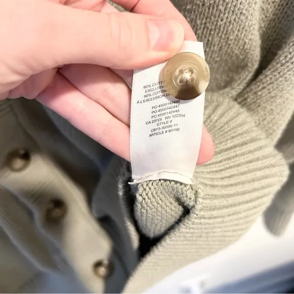 Aritzia TNA Barry Cardigan Green Size 1