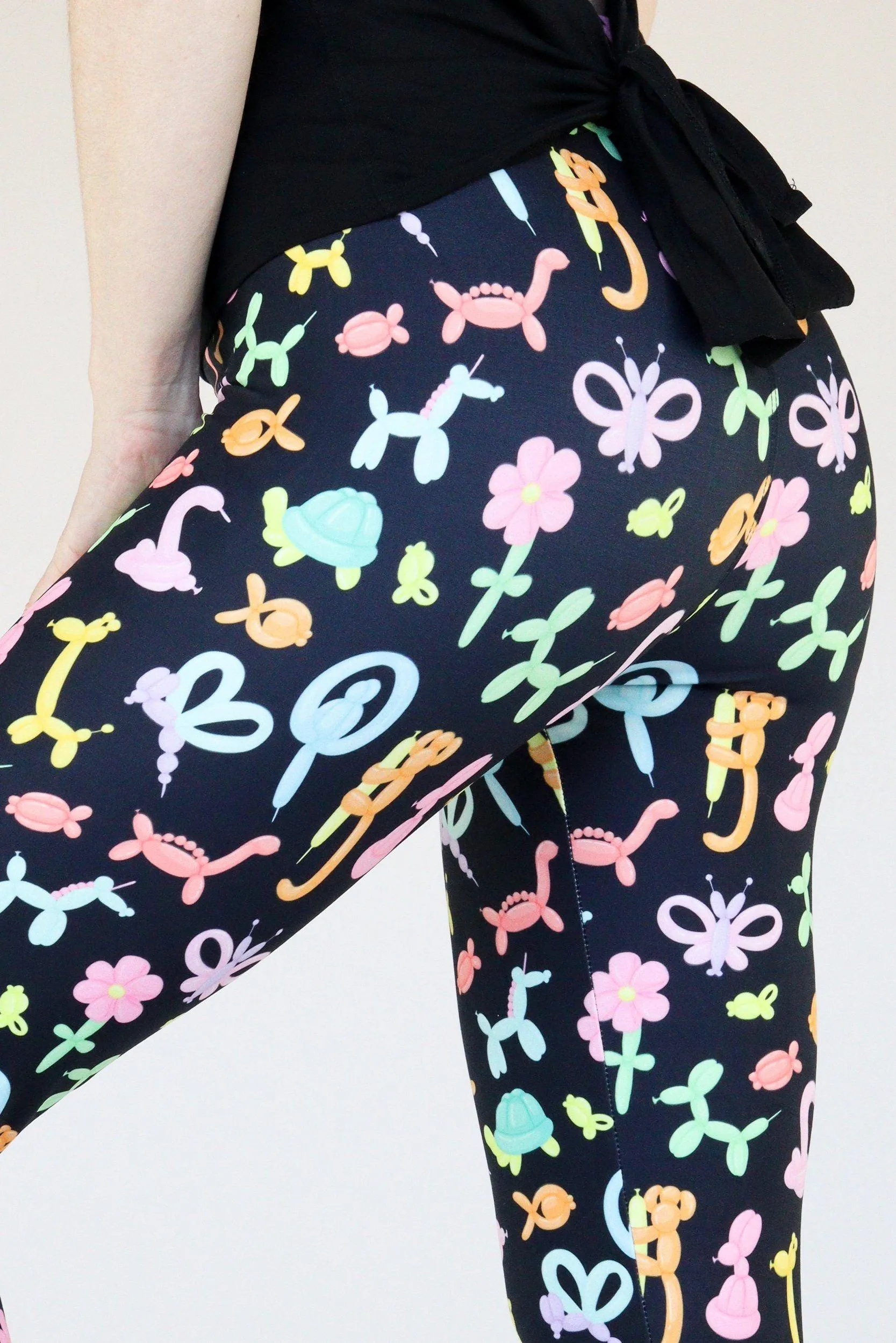 Balloon Animals - Casual Capri Leggings