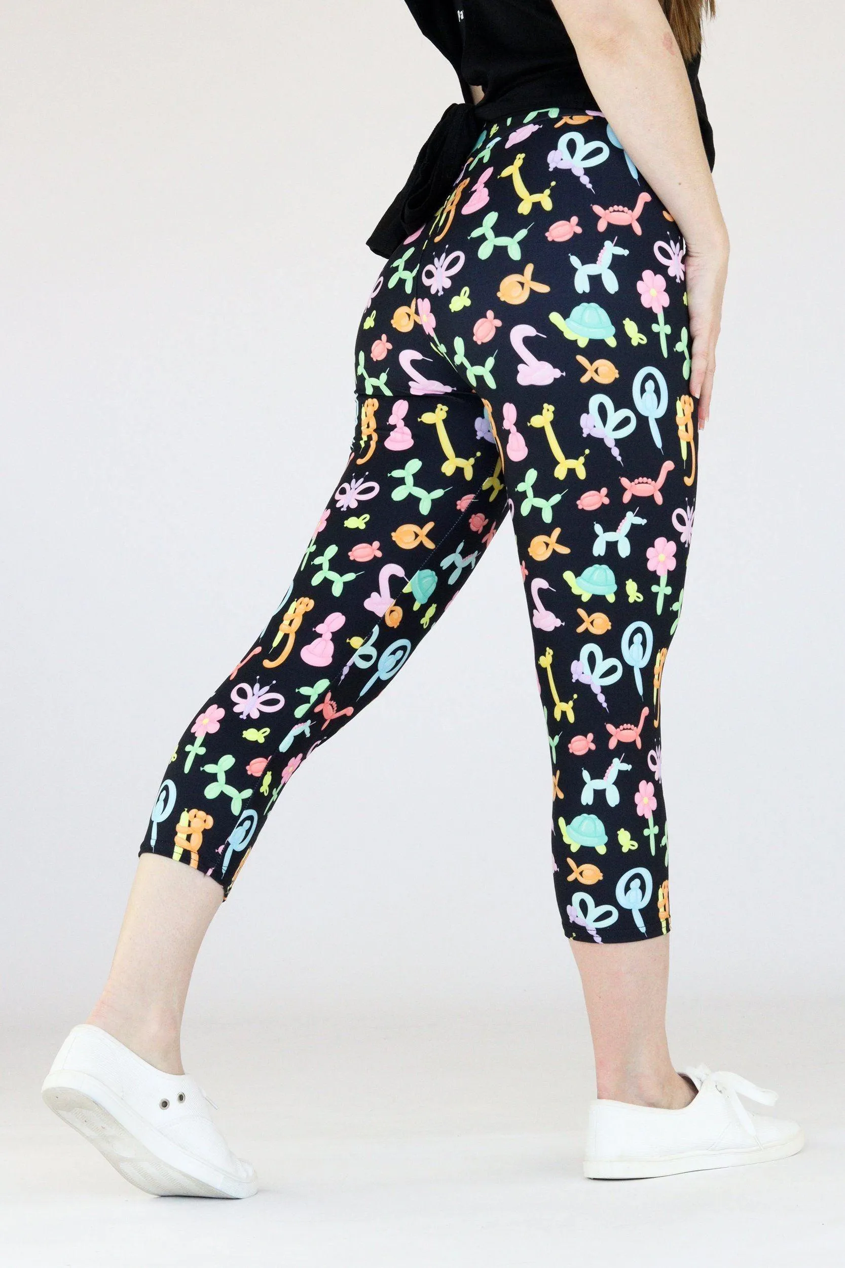 Balloon Animals - Casual Capri Leggings