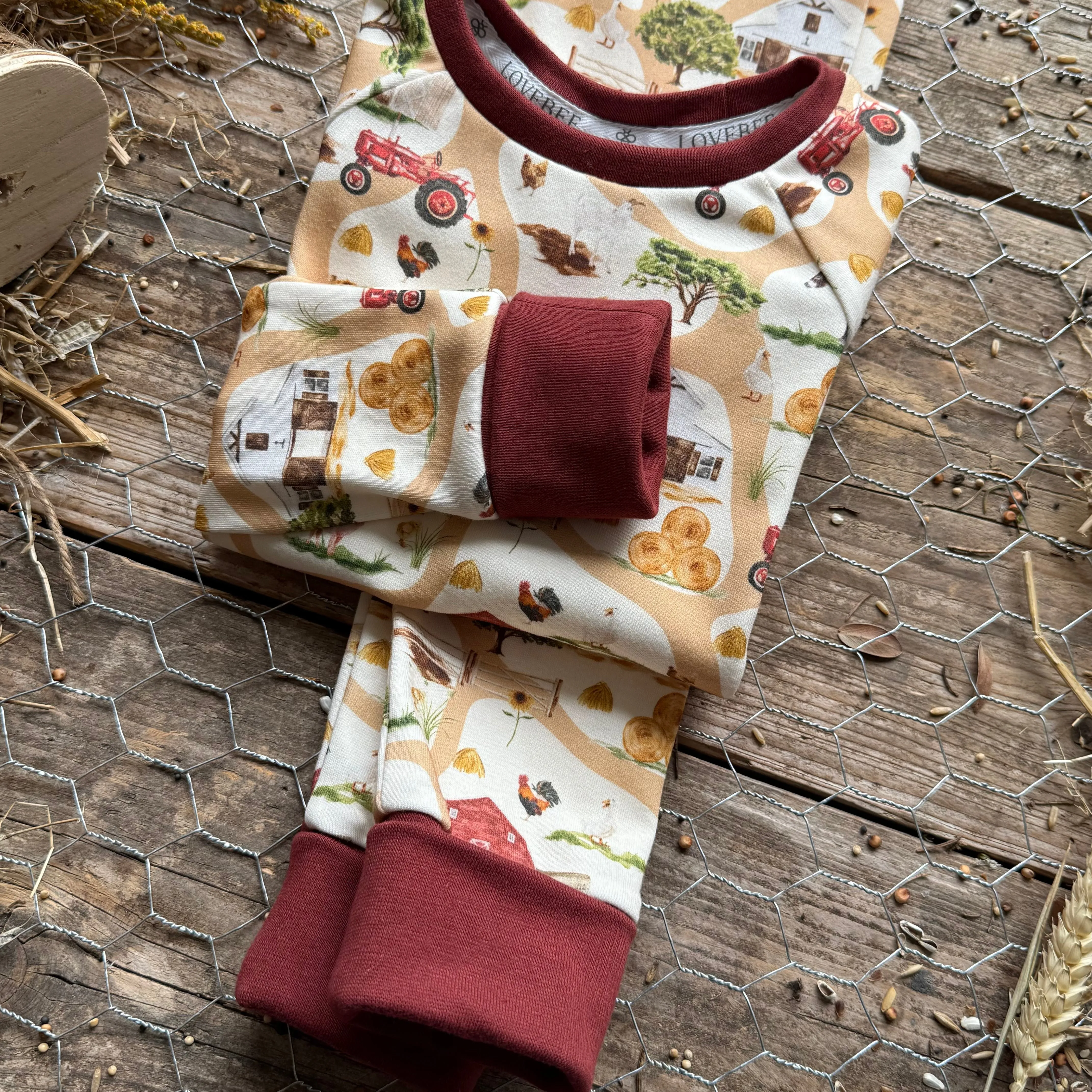 Barn Life BeeJamas | Cosy Long | Ready To Post