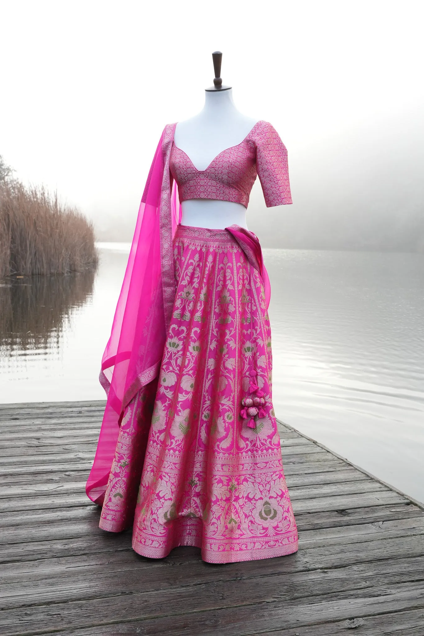 Calcutta Rani Benarasi Lehenga Set