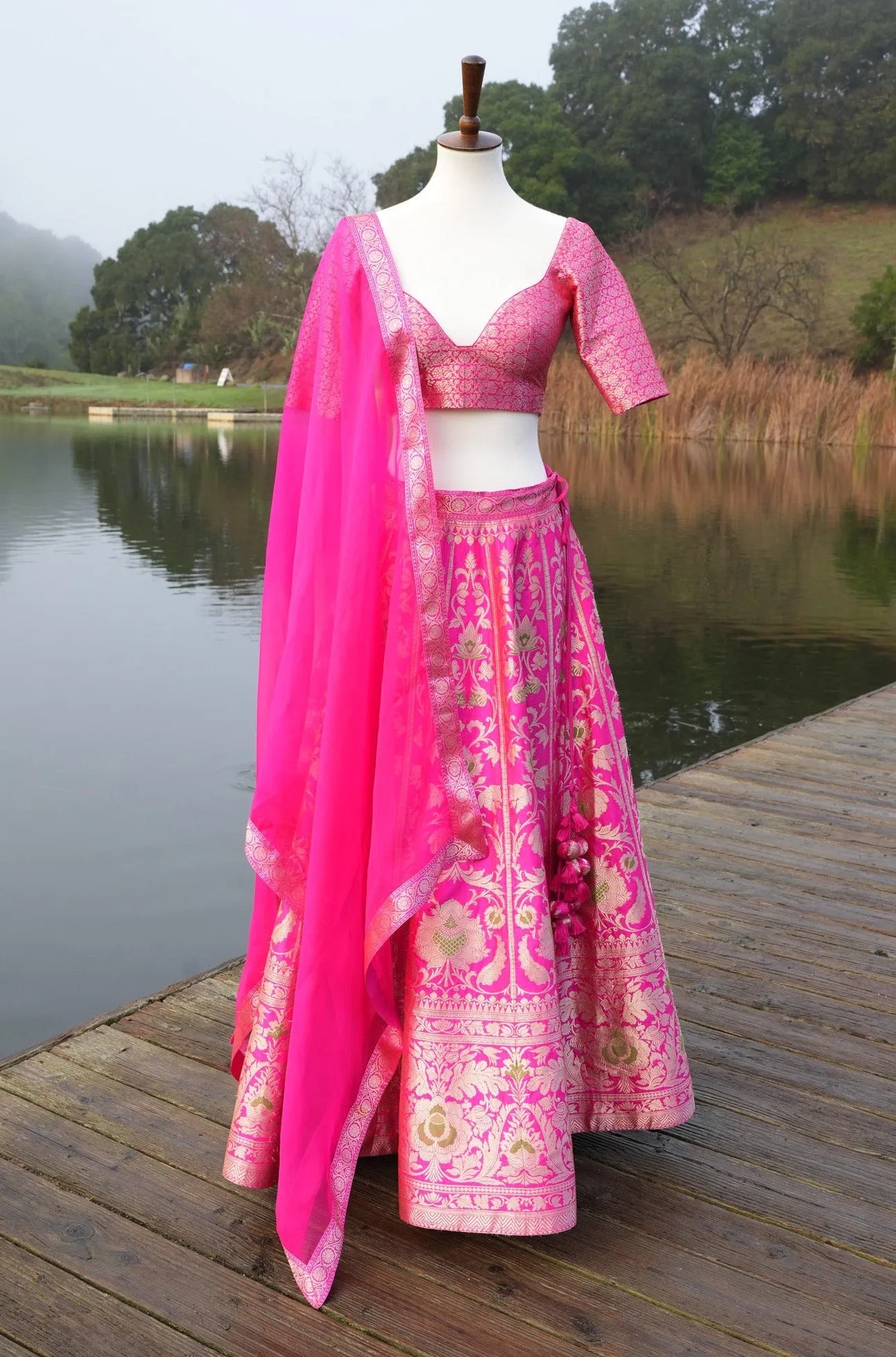 Calcutta Rani Benarasi Lehenga Set