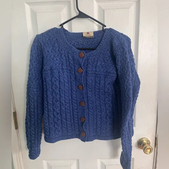 Carraig Donn 100% Wool Blue Cardigan Women’s Medium