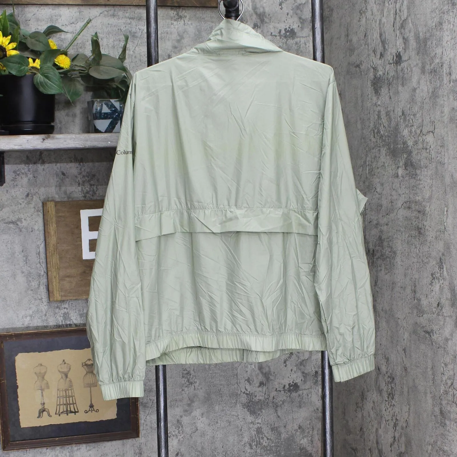 Columbia Women's Sunny City Windbreaker Lightweight Jacket Safari Green 2XL