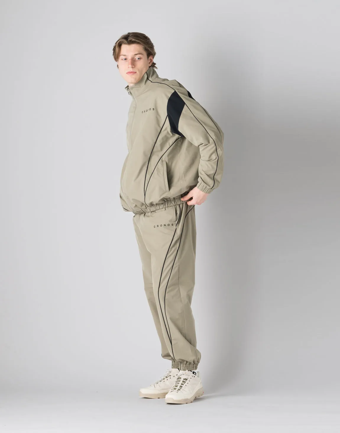 CRONOS Windbreaker jacket【GREIGE】
