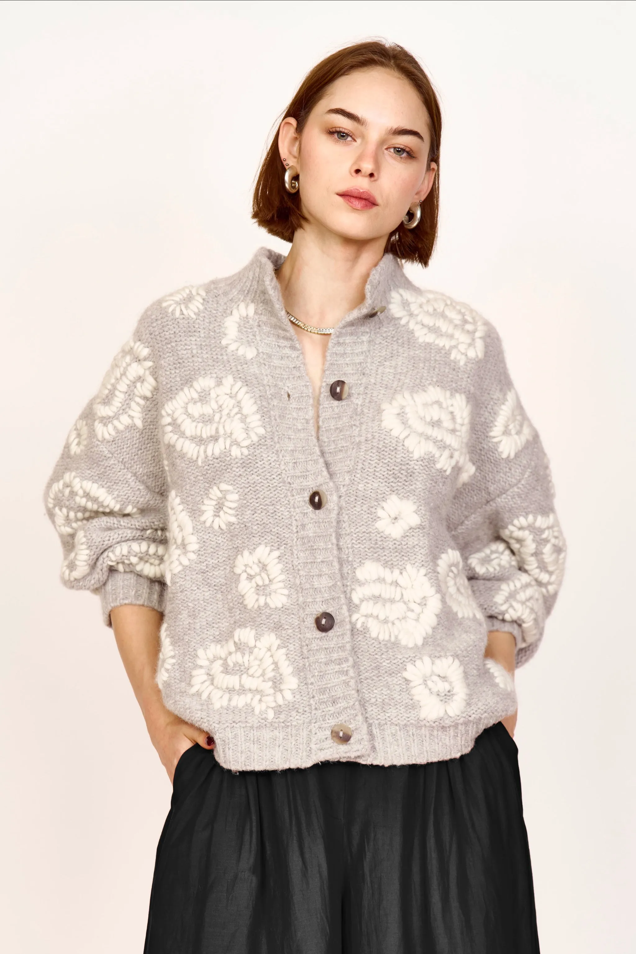 Cusco Waterlily Cardigan in Dove Grey/Ivory