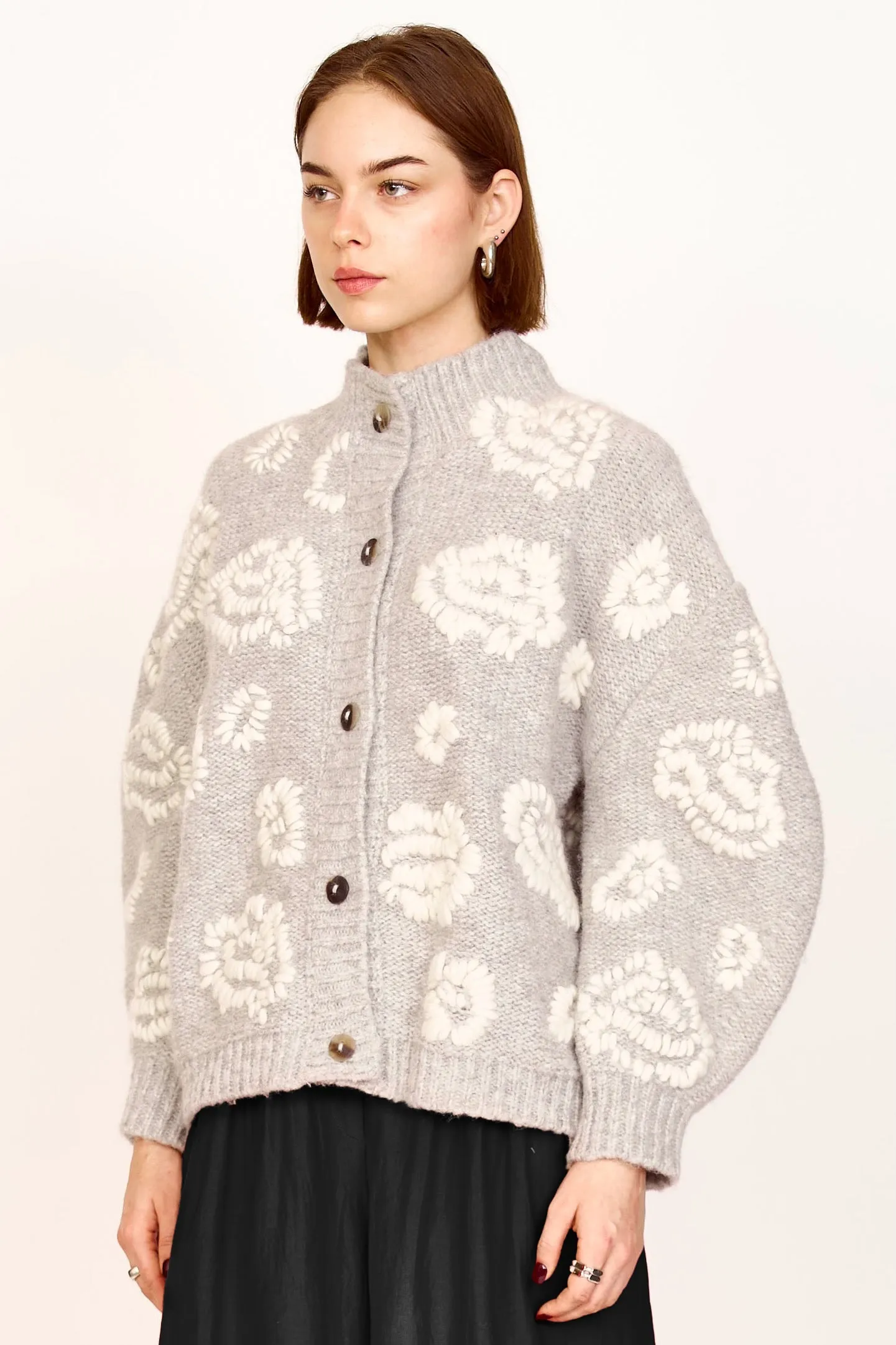 Cusco Waterlily Cardigan in Dove Grey/Ivory