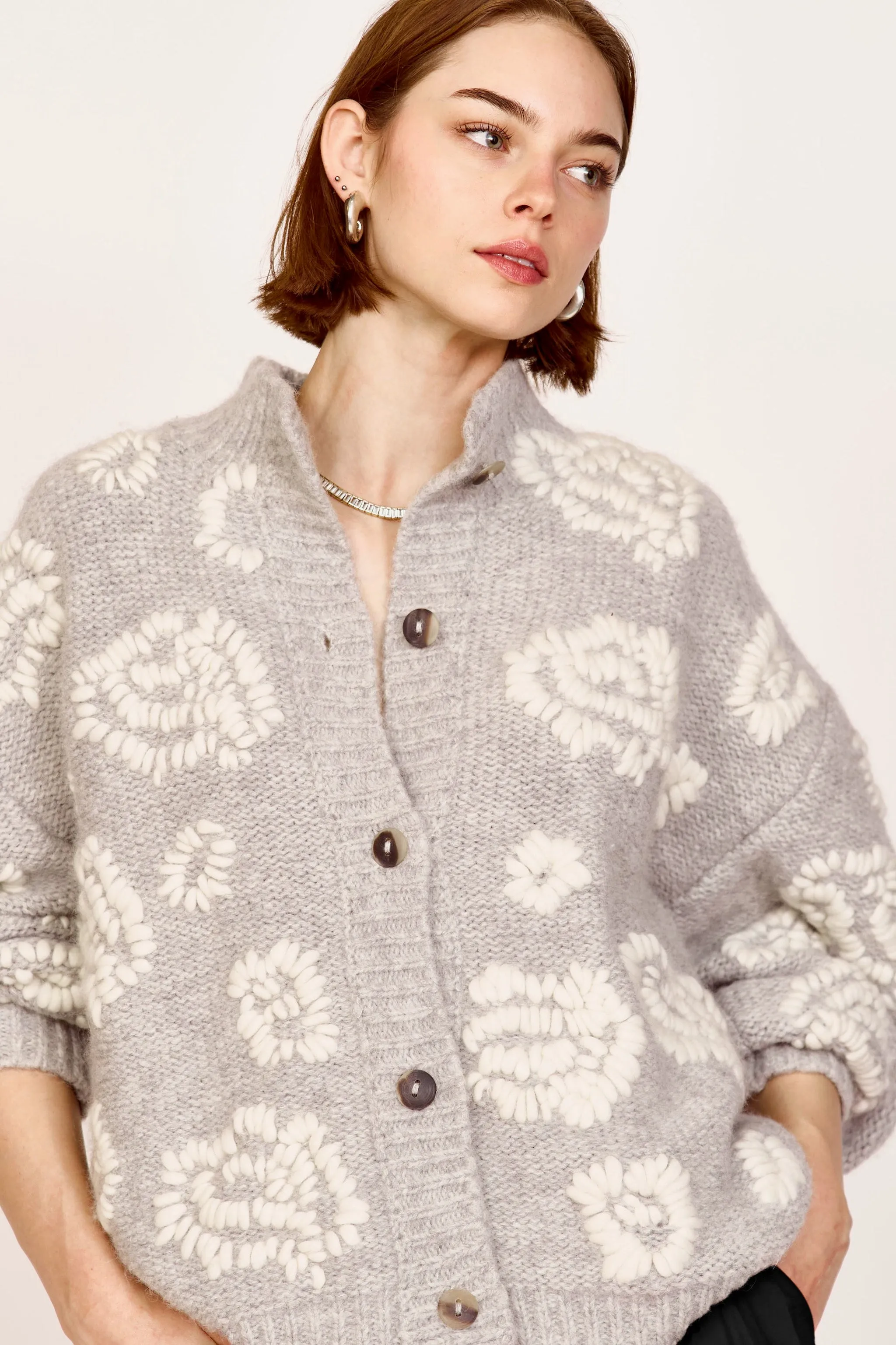 Cusco Waterlily Cardigan in Dove Grey/Ivory