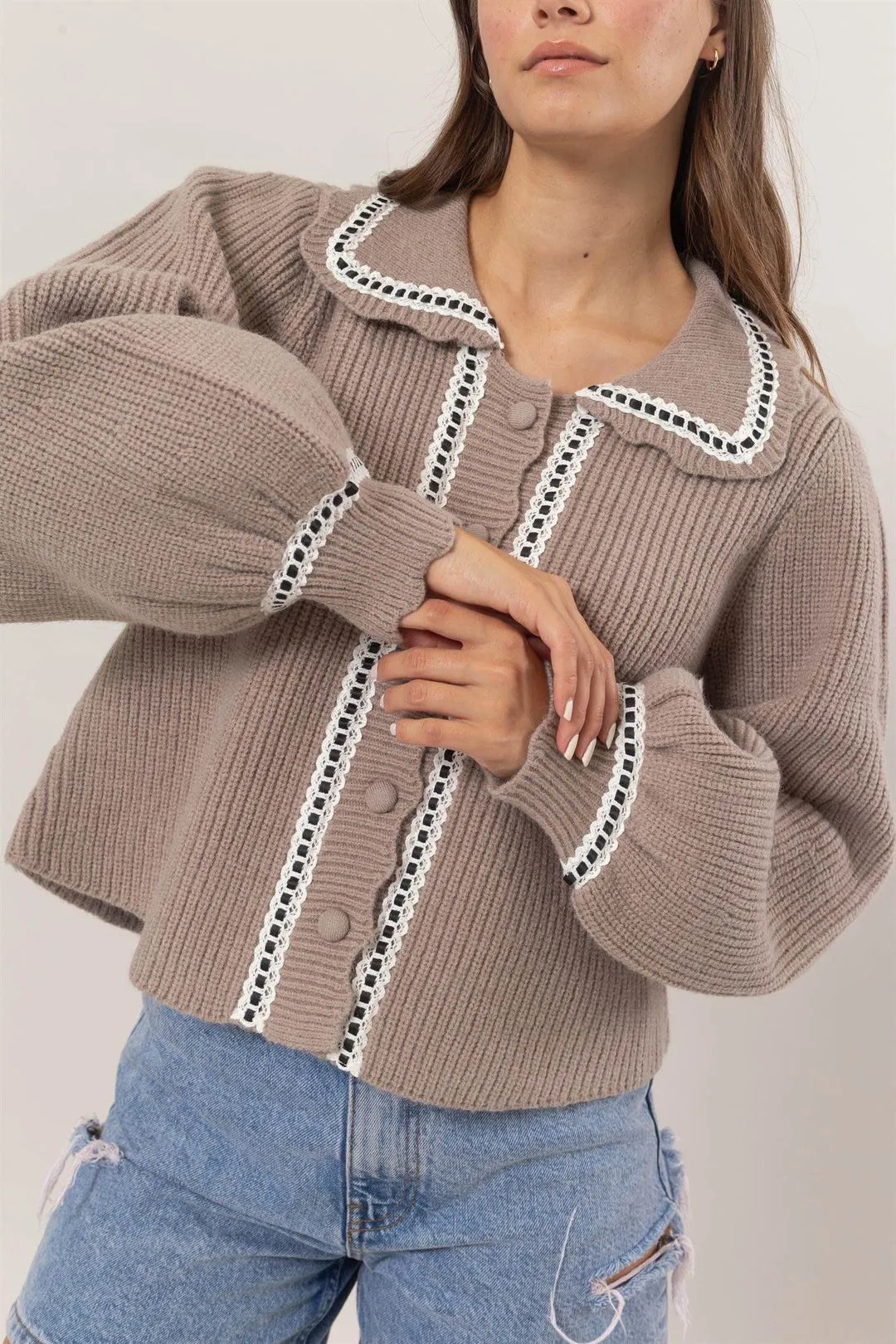 DZ111 - COLLARD SWEATER