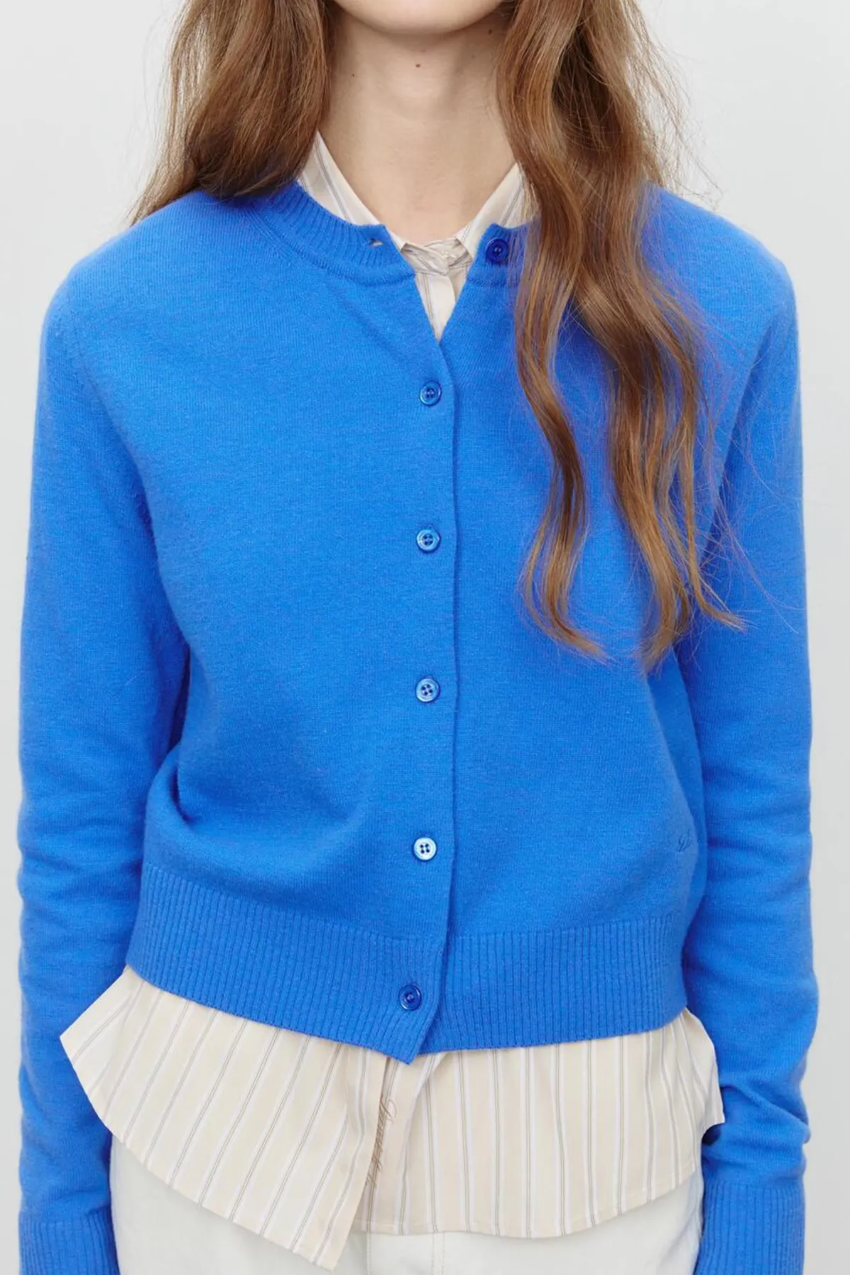 Essential Crewneck Knit Cardigan