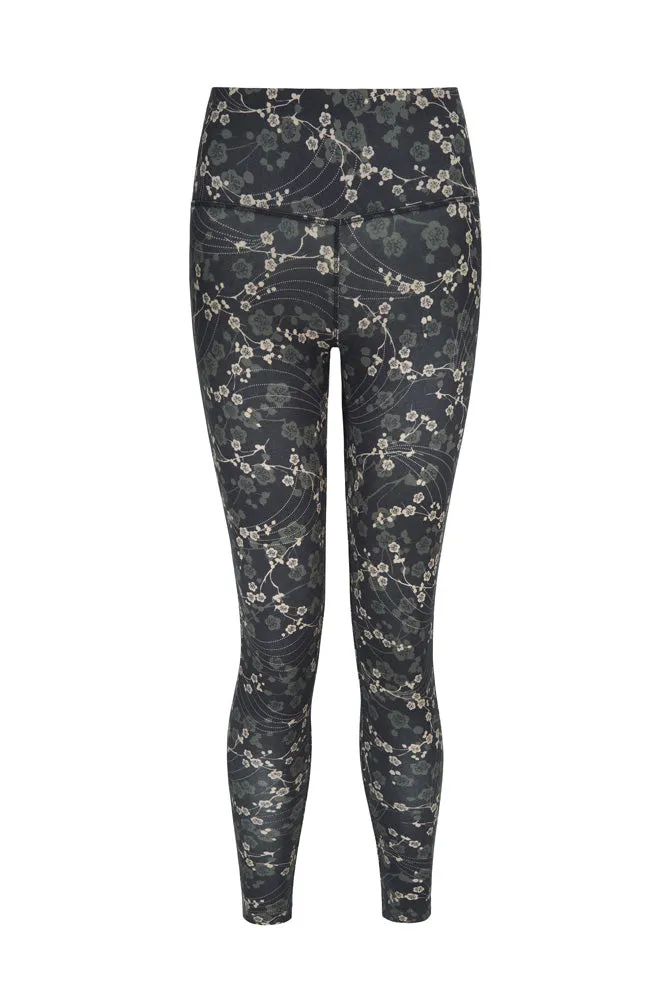 Ethical Flow With It Leggings