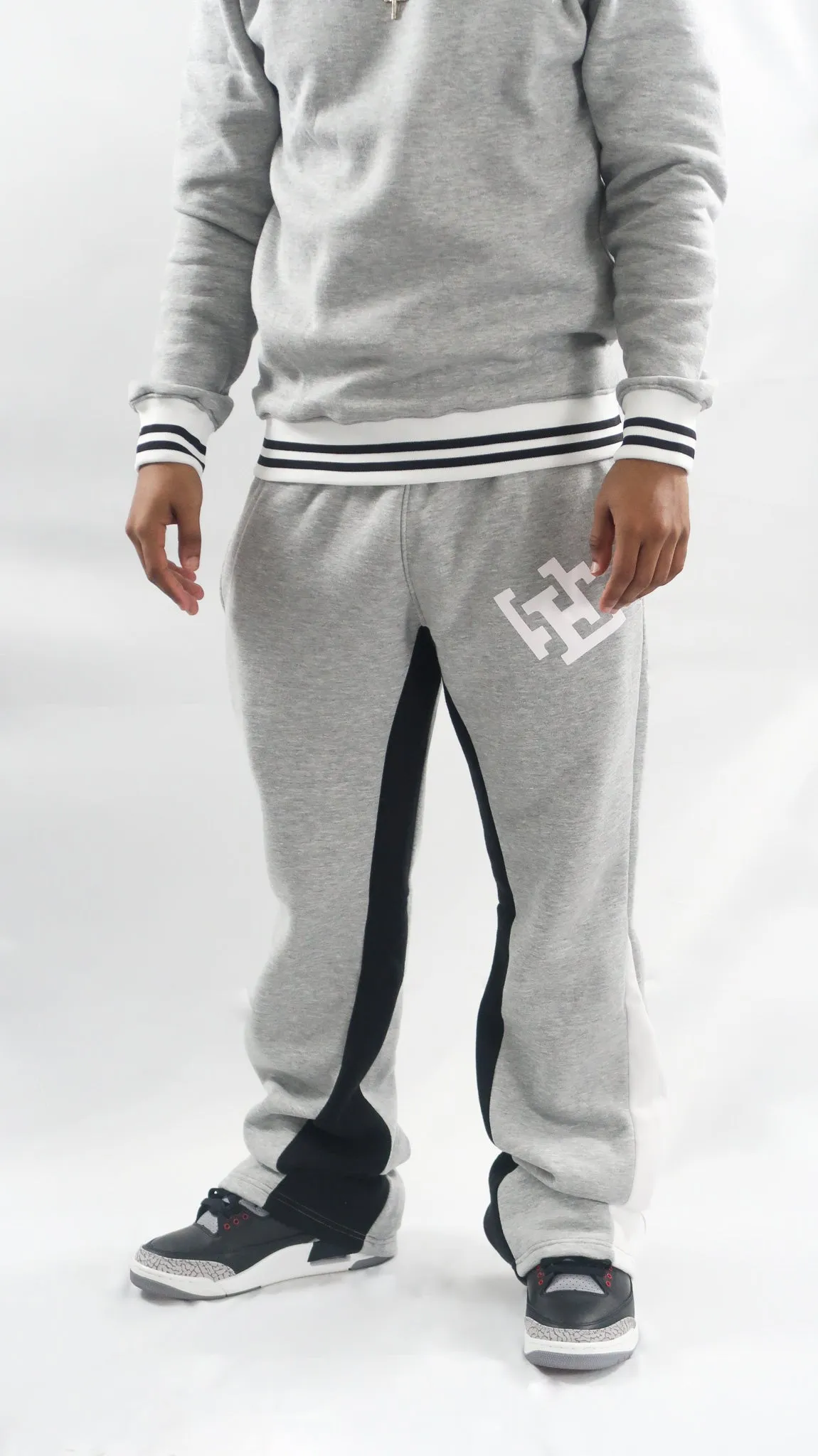 Flared Logo Sweatpants- Heather Gray