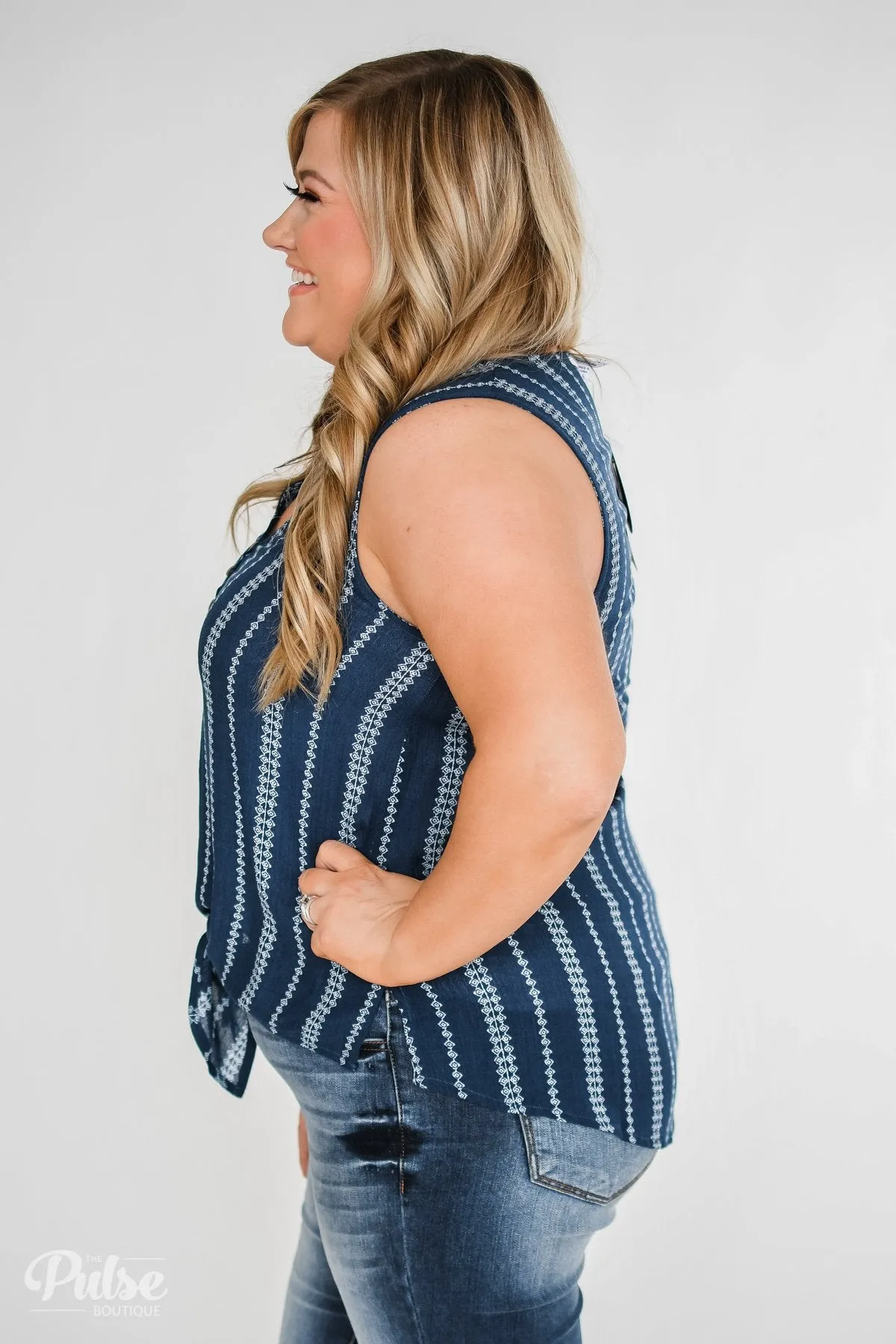 Focus On Me Tie & Button Tank Top- Navy