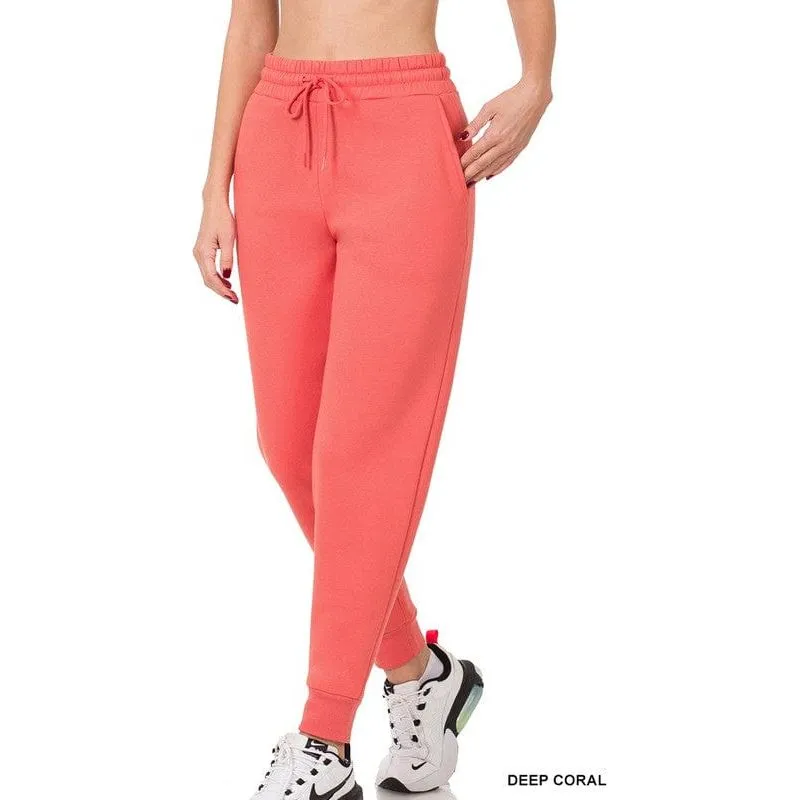 Jogger sweatpants pockets & elastic waistband