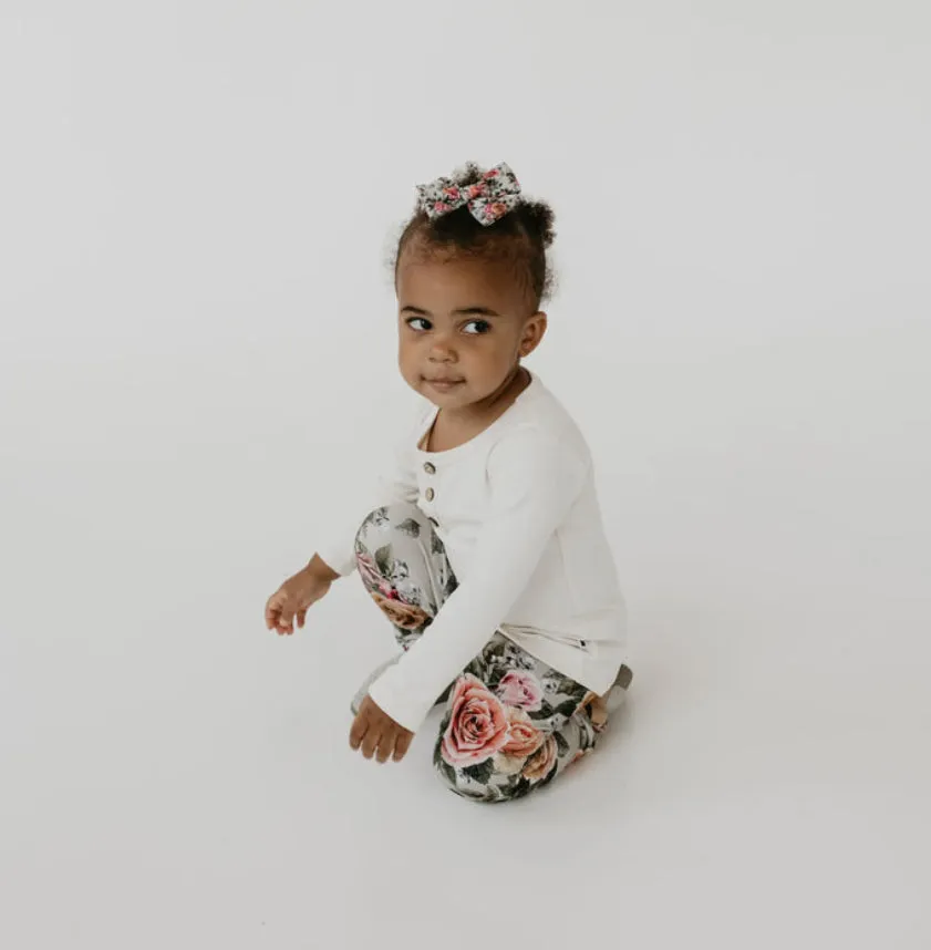 Little And Lively Girls Leggings in Antique Floral: Size 0/3M to 6 Years