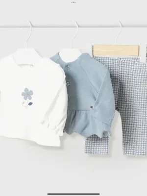Mayoral three piece set.      09231836