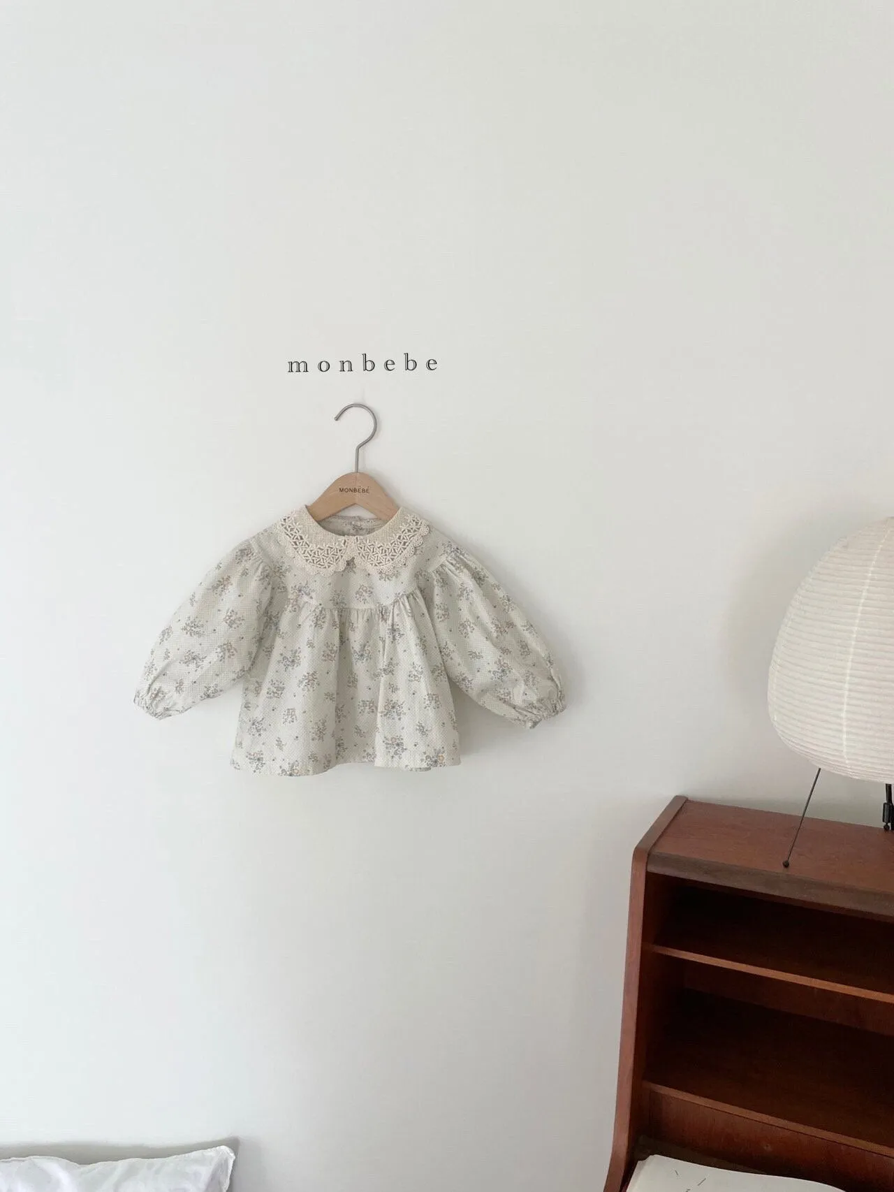 Monbebe Lace Elder Blouse