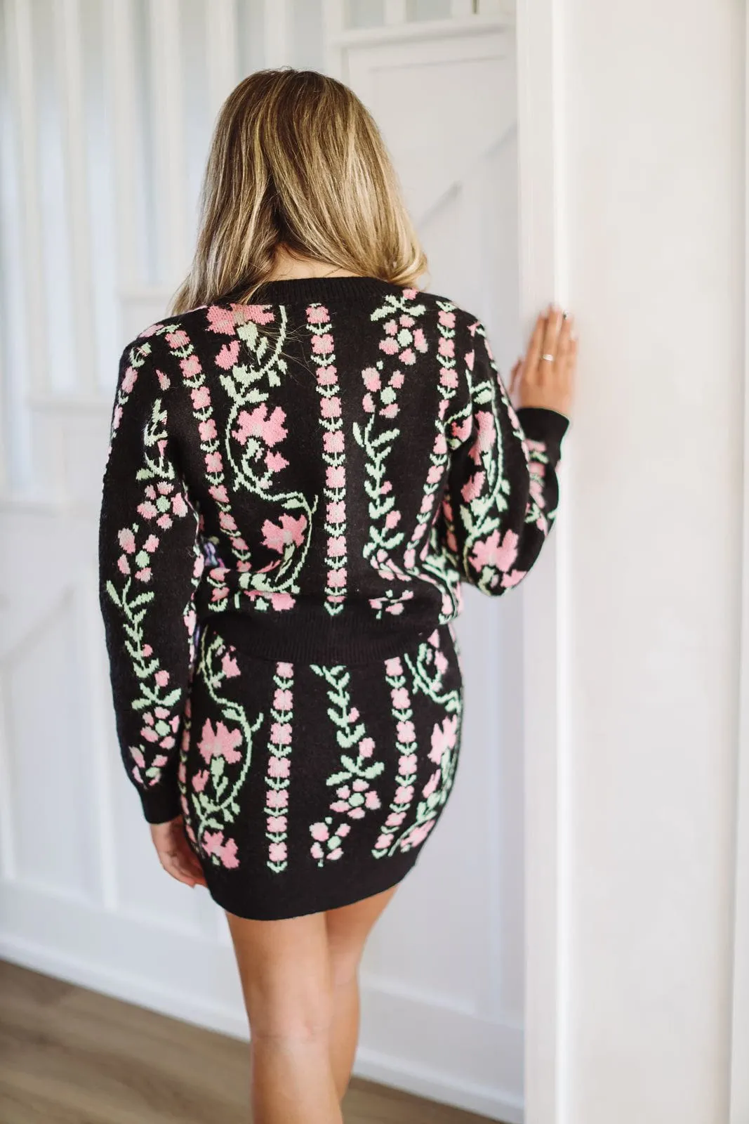 More to Come Floral Cardigan - Black
