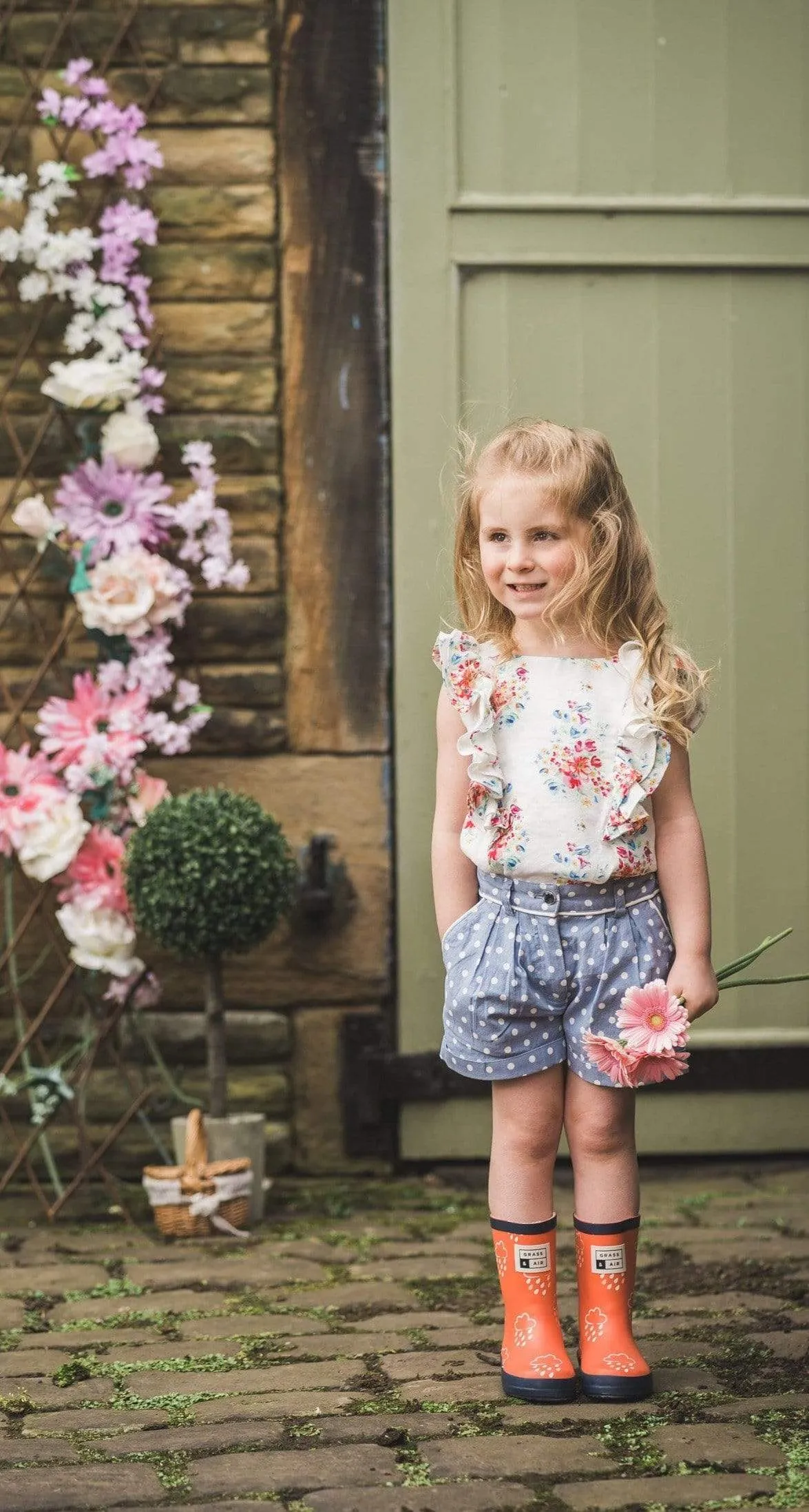 Neave: Floral frill blouse