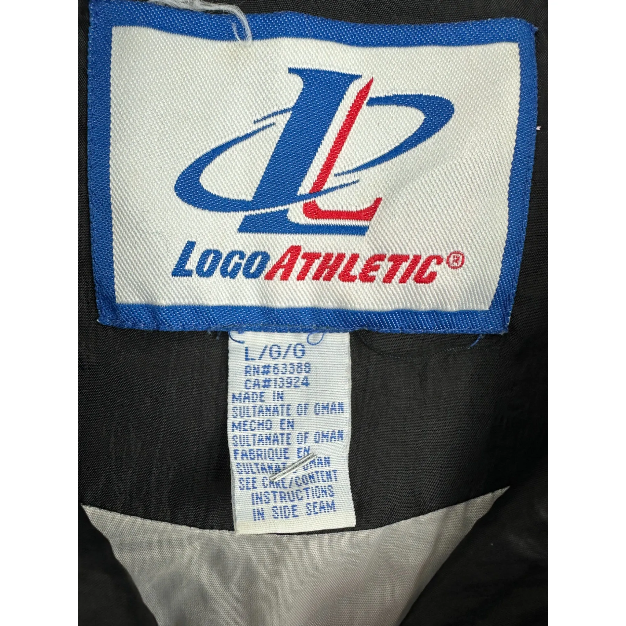 RED WINGS WINDBREAKER - (L)
