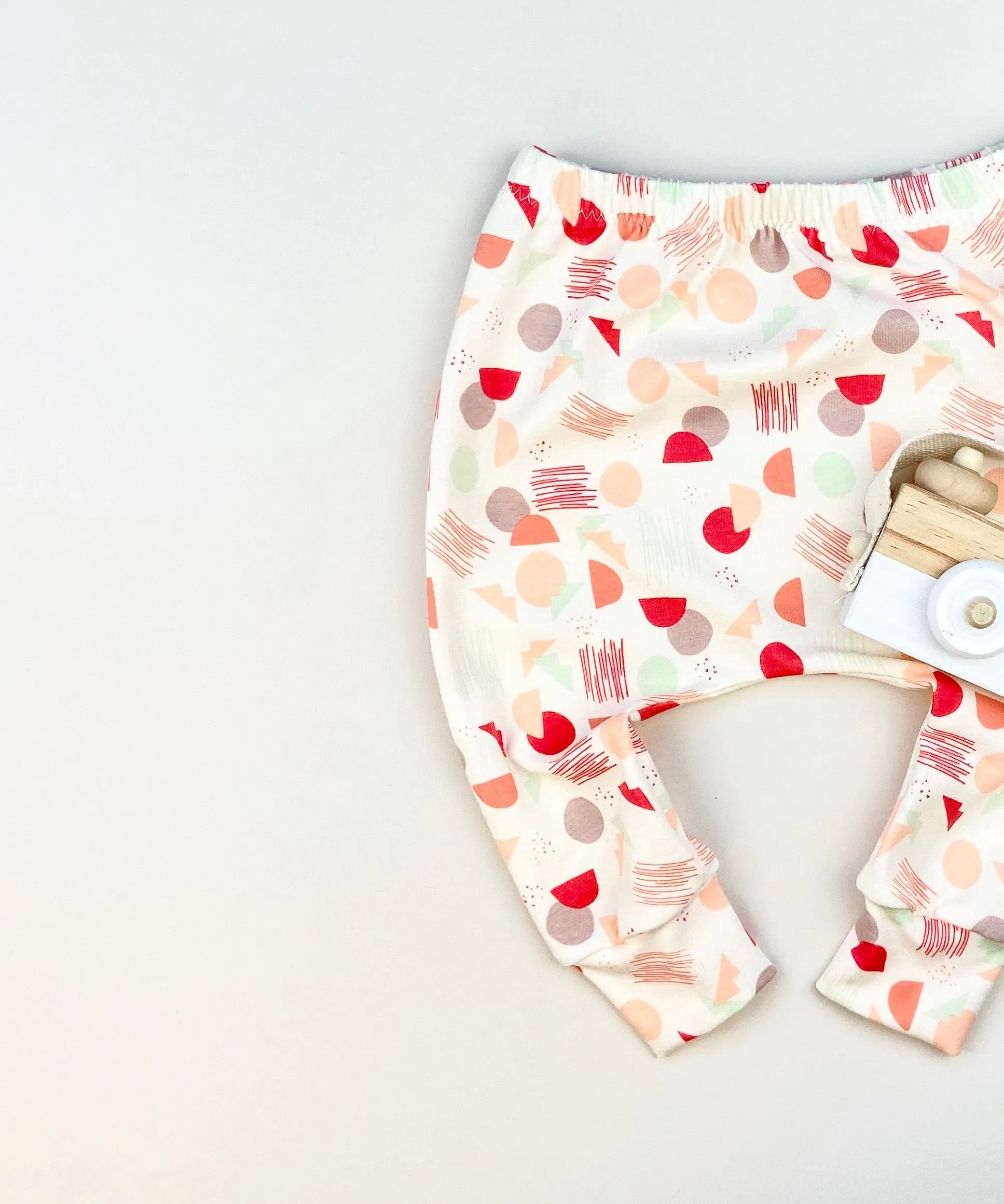 SPROUT HAREM LEGGINGS