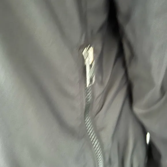 The North Face Women’s Black Zip-Up Windbreaker