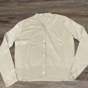 URCHIN Women’s Beige Button-Down Cardigan - L
