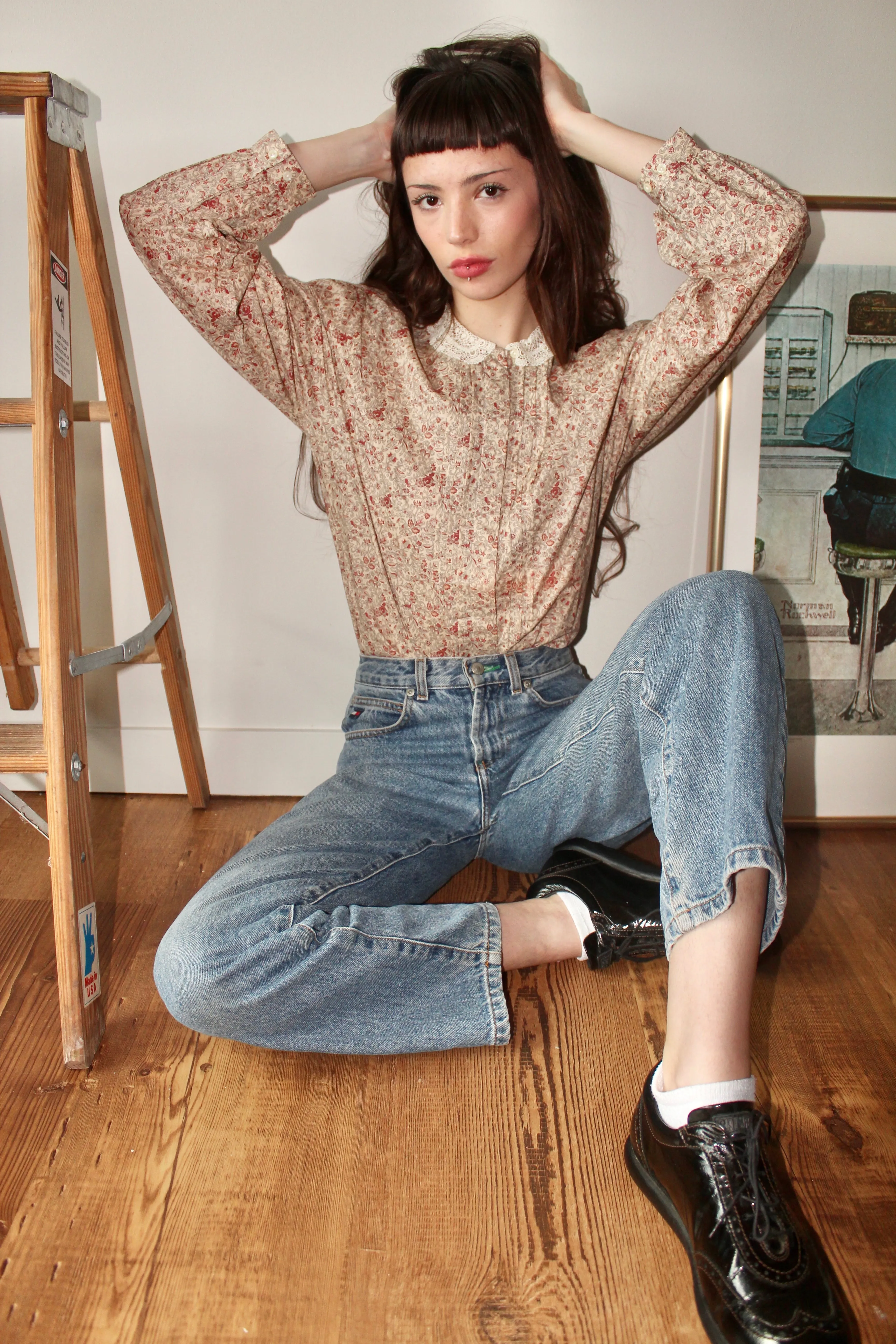Vintage 80s Lace Collar Prairie Blouse (S-M)