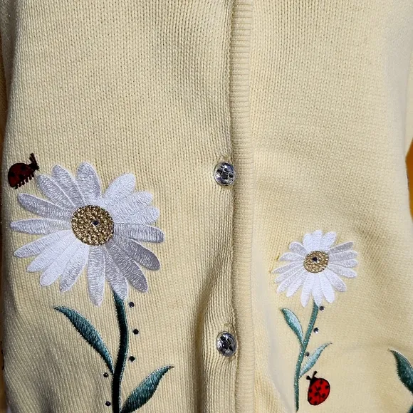 Vintage beautifu yellow ladybug sunflower embroidered glass button-down cardigan