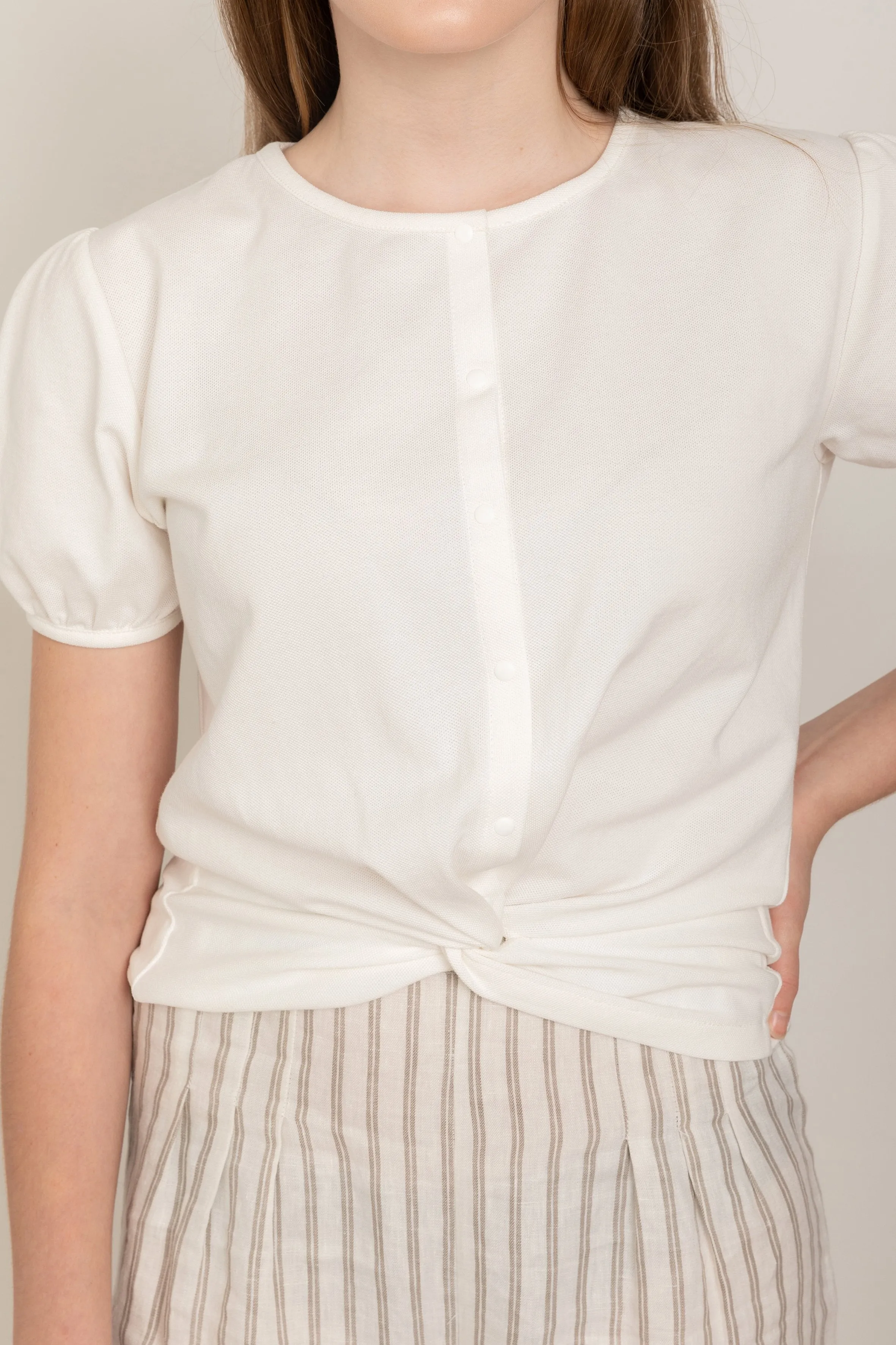 WOMEN’S TWIST BLOUSE