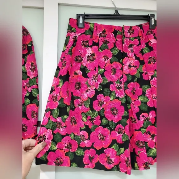 Zara Set Bermuda and Voluminous Printed Blouse